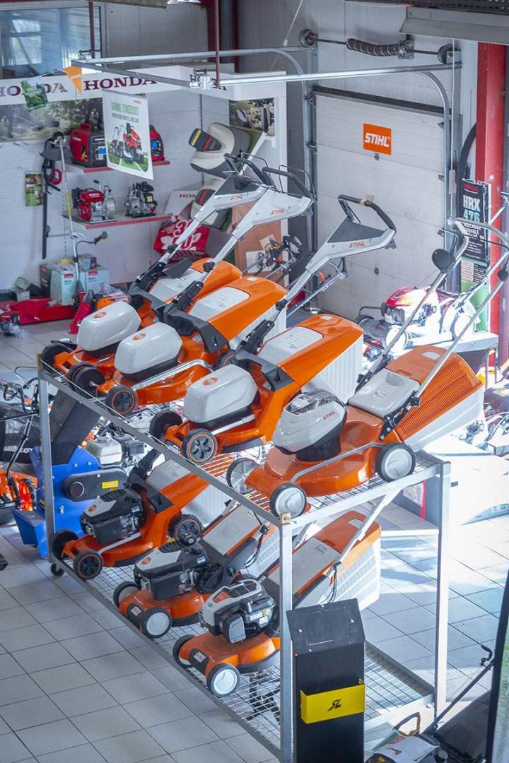 Un magasin spécialisé dans la vente de tondeuse près de Millau